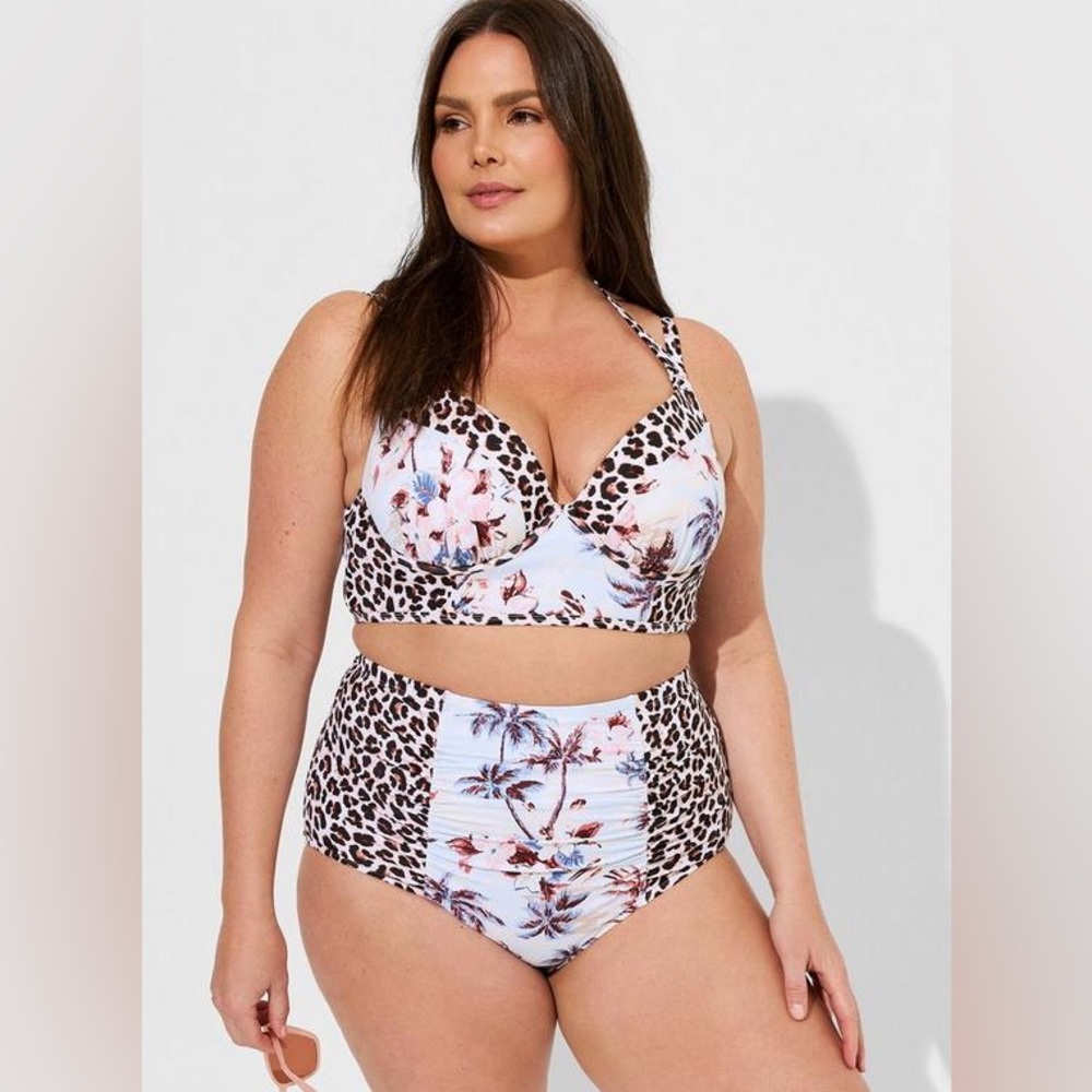 Torrid 2 piece Leopard Print and Tropical Palm Women's Bra & high waisted bottom